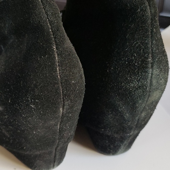 Dolce Vita black suede booties size 9 - Picture 4 of 6